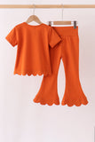 Orange scalloped active pants set