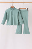 Sage scallped zipper active set
